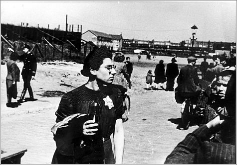 Jewish woman at the assembly point for Jews being transported to Westerbork